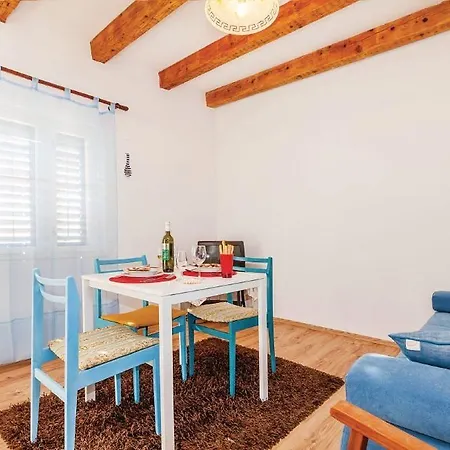 Apartment Sinisa 2 *